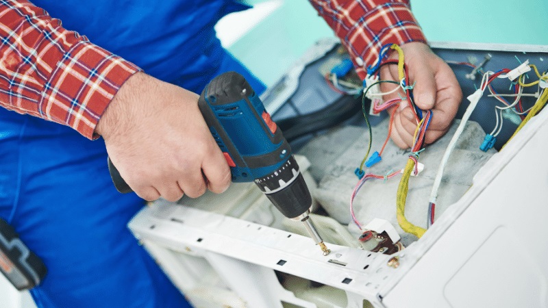 Zeytinburnu Altus Altus çamaşır makinesi kart tamiri – Su almama arızası orijinal parça ile giderildi. - Teknik servis örneği